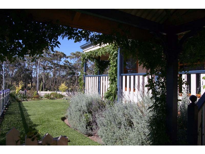 1 Brushbox Dr, Ulladulla NSW 2539