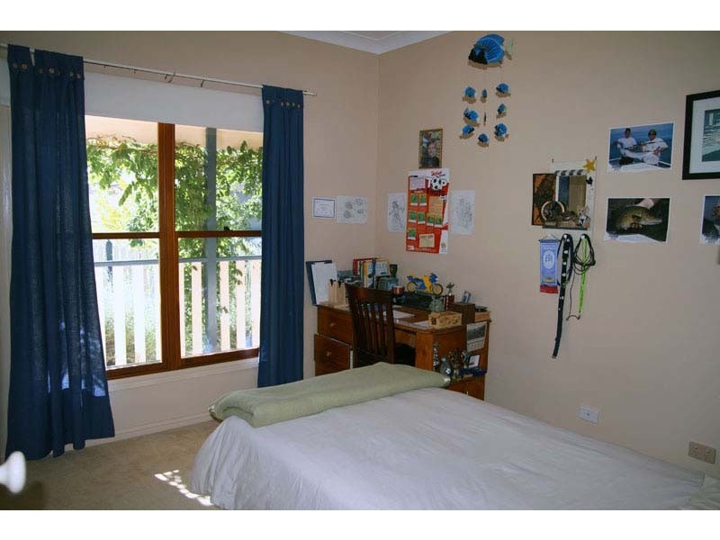 1 Brushbox Dr, Ulladulla NSW 2539