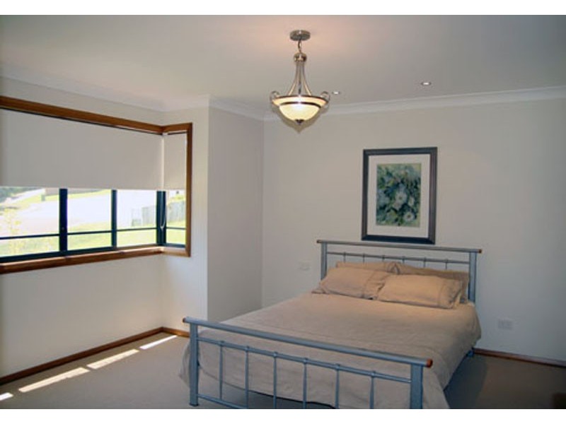 11 Woodalla Way, Narrawallee NSW 2539
