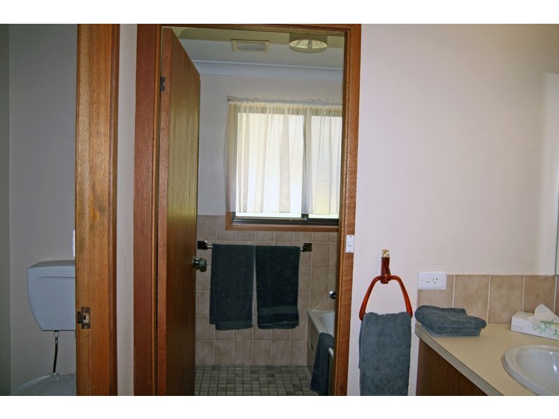 56 Valley Dr, Mollymook NSW 2539