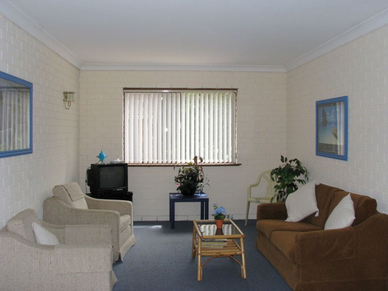 2/5-7 Mitchell Pde, Mollymook NSW 2539