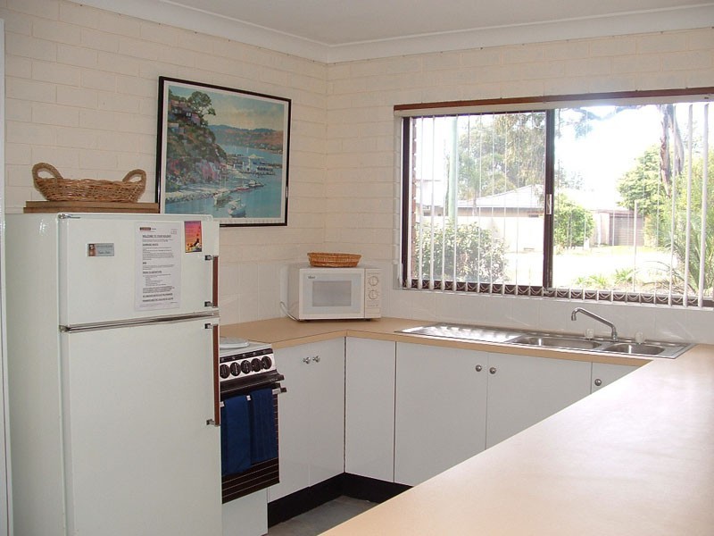 2/5-7 Mitchell Pde, Mollymook NSW 2539