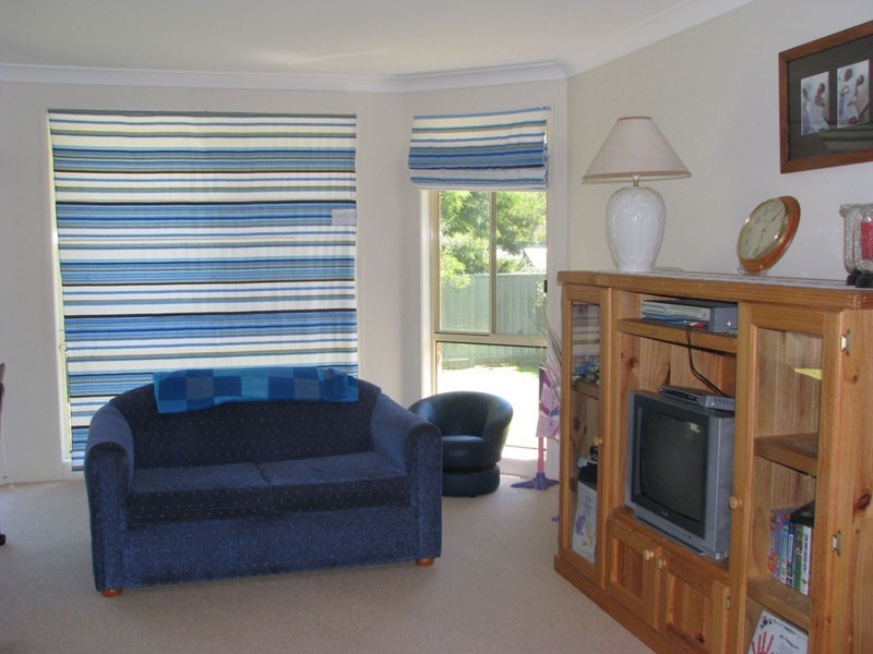 4 Kooralbyn Ave, Mollymook NSW 2539