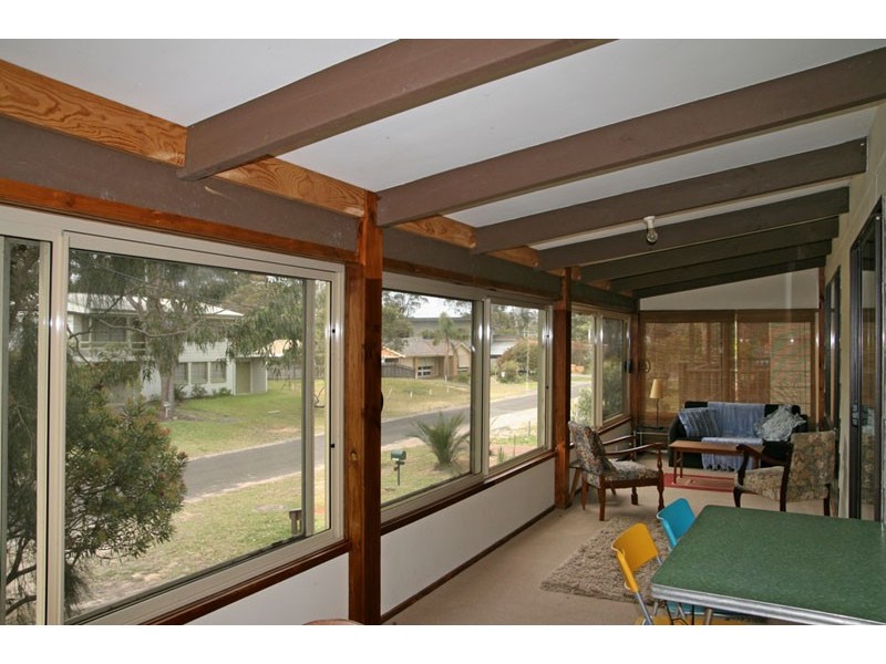 7 Bangalow St, Narrawallee NSW 2539