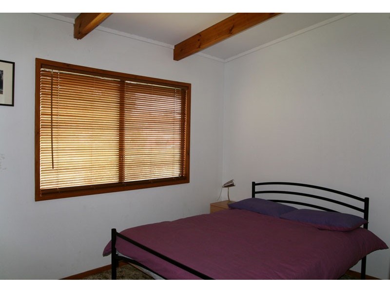 7 Bangalow St, Narrawallee NSW 2539