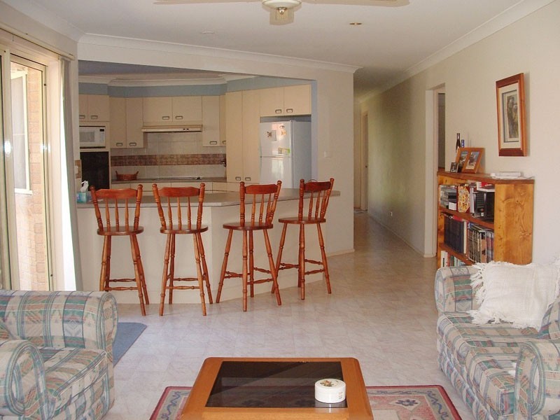 26 Valley Dr, Mollymook NSW 2539