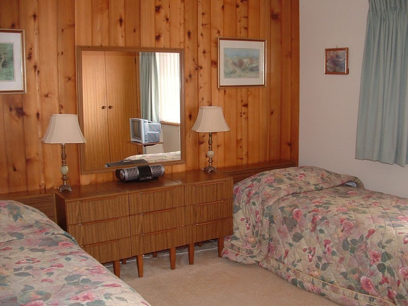 62 Seaview St, Mollymook NSW 2539