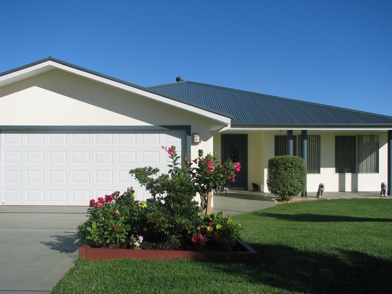 8 Everett Court, Mollymook NSW 2539