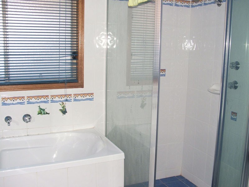 45 Leo Dr, Narrawallee NSW 2539