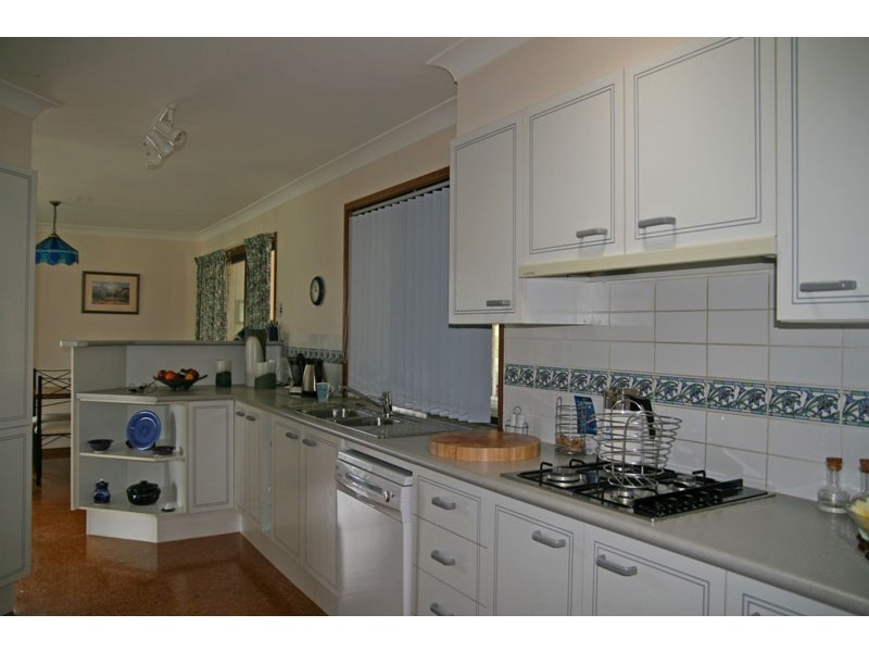 93 Leo Dr, Narrawallee NSW 2539