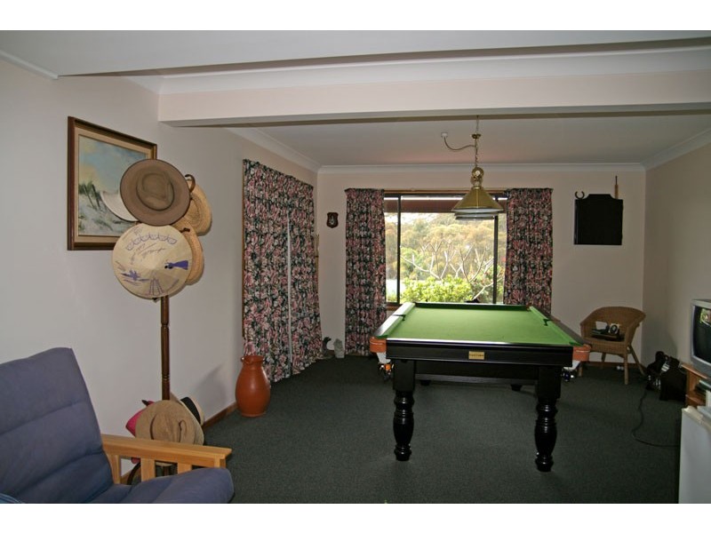 93 Leo Dr, Narrawallee NSW 2539