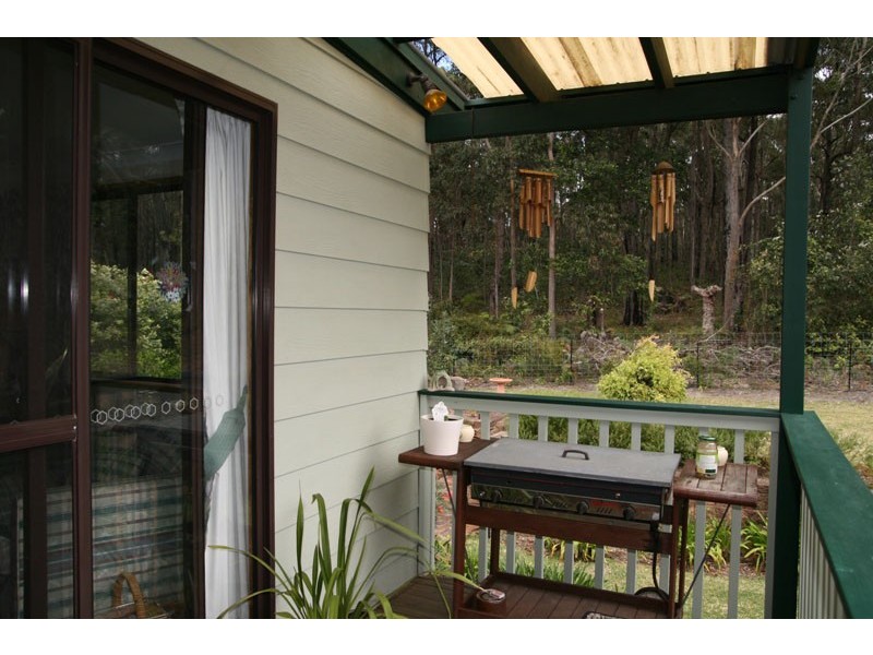 93 Leo Dr, Narrawallee NSW 2539