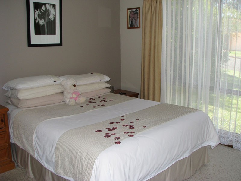 5 Taurus Spur, Narrawallee NSW 2539