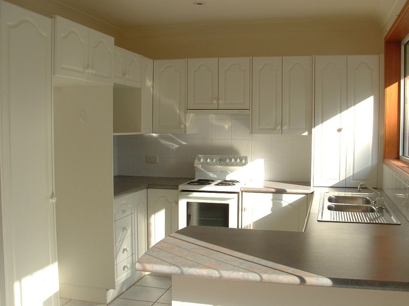 2/23 Augusta Pl, Mollymook NSW 2539