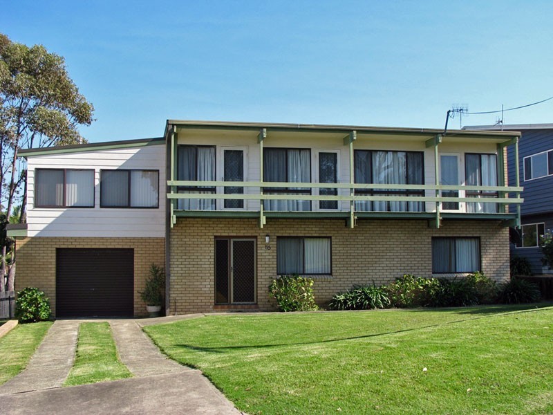 85 Carroll Ave, Mollymook NSW 2539