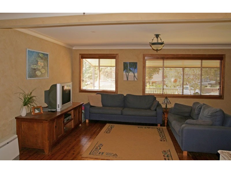 7 Bombora Cres, Mollymook NSW 2539