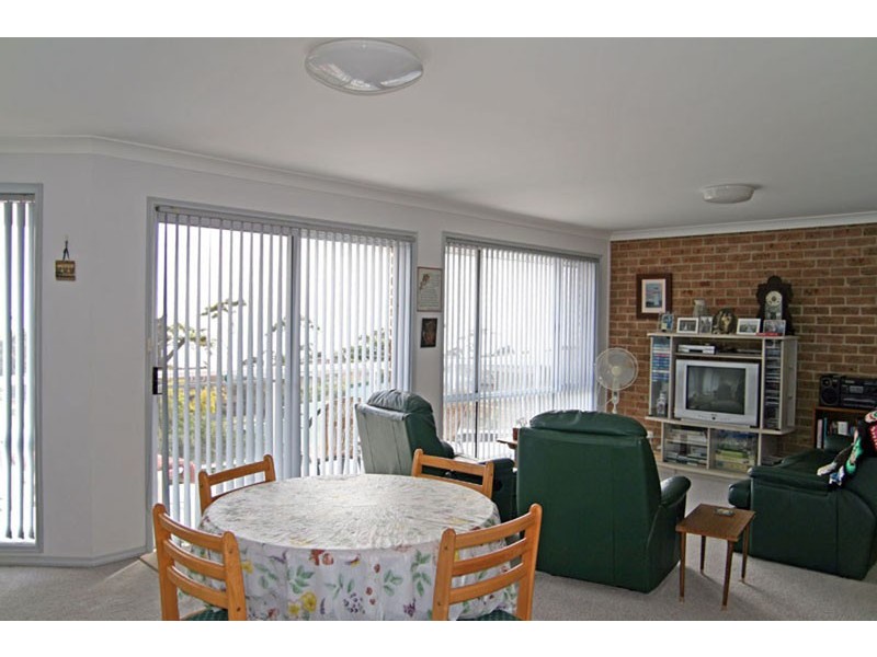 4/8 Buchan St, Mollymook NSW 2539