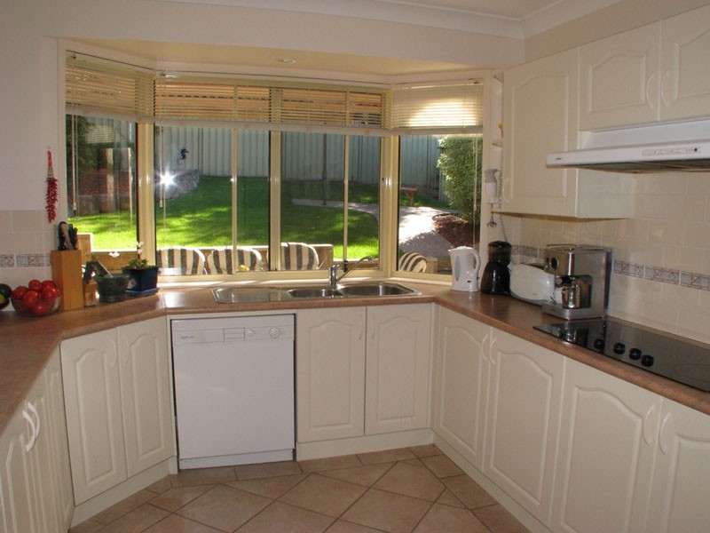 22 Scorpio Gr, Narrawallee NSW 2539