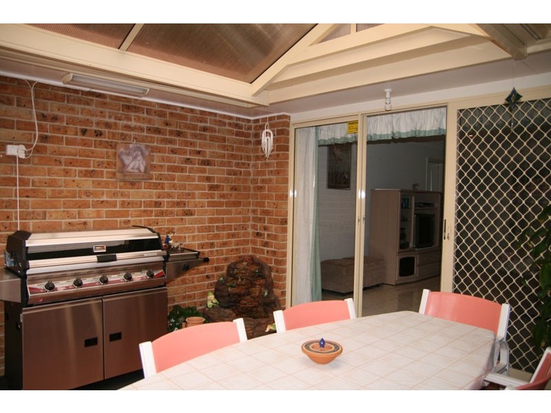 111 Leo Dr, Narrawallee NSW 2539