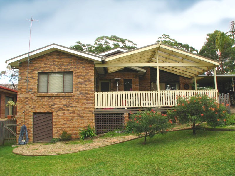 24 Parkview Pde, Mollymook NSW 2539