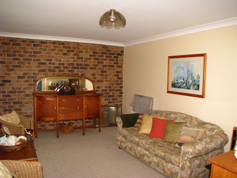 24 Parkview Pde, Mollymook NSW 2539