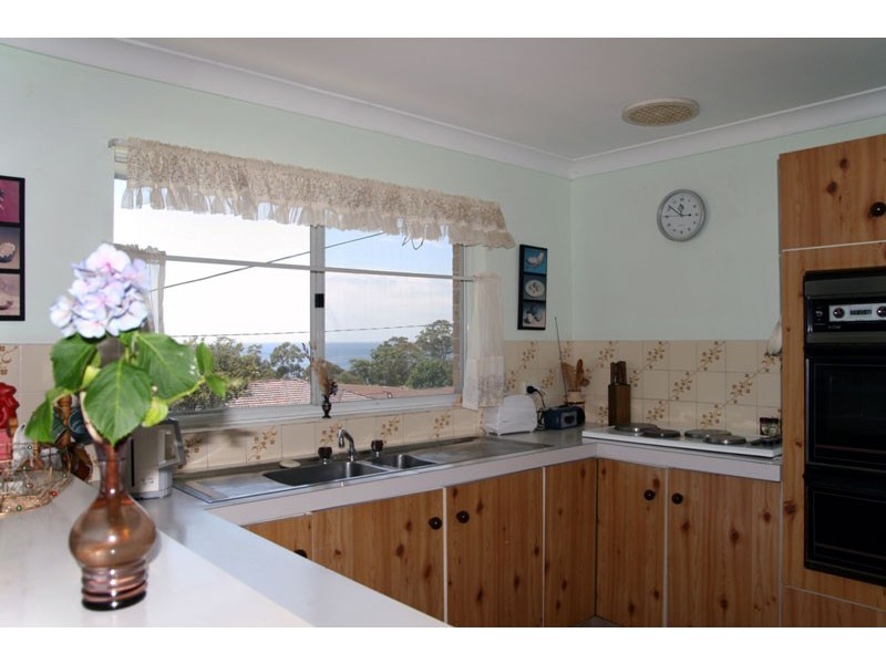 48 Seaview St, Mollymook NSW 2539