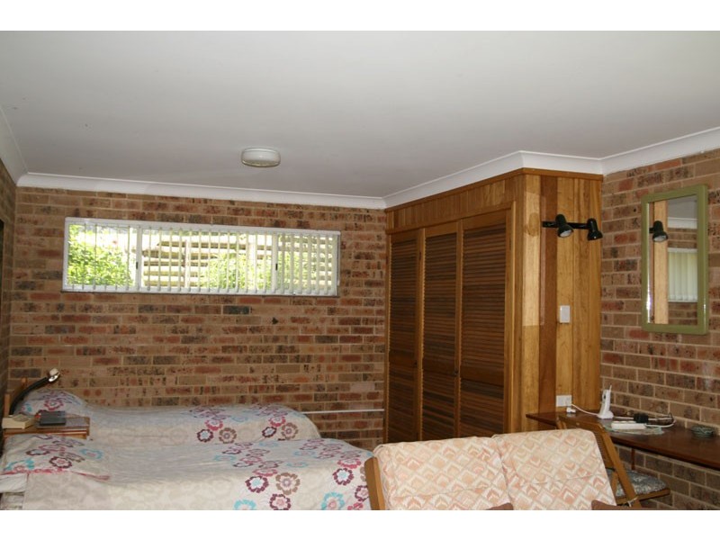 48 Seaview St, Mollymook NSW 2539