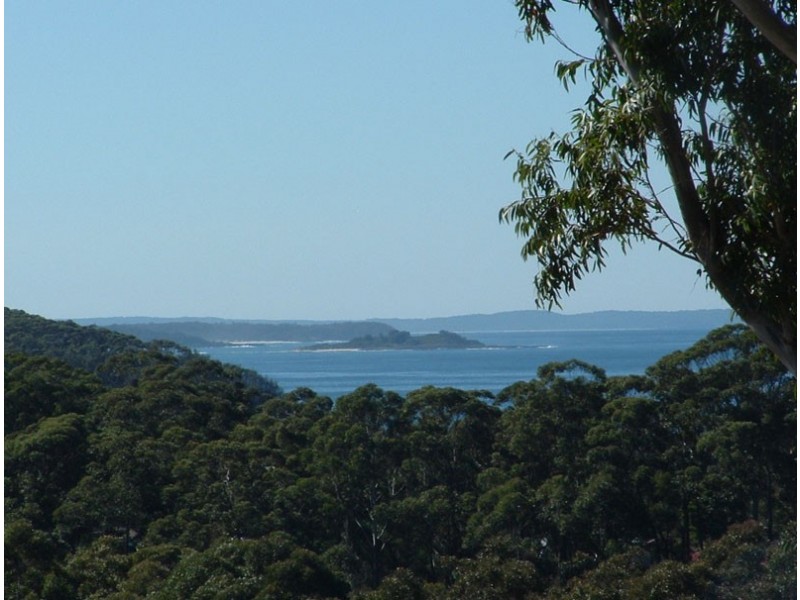 21 Seaspray St, Narrawallee NSW 2539