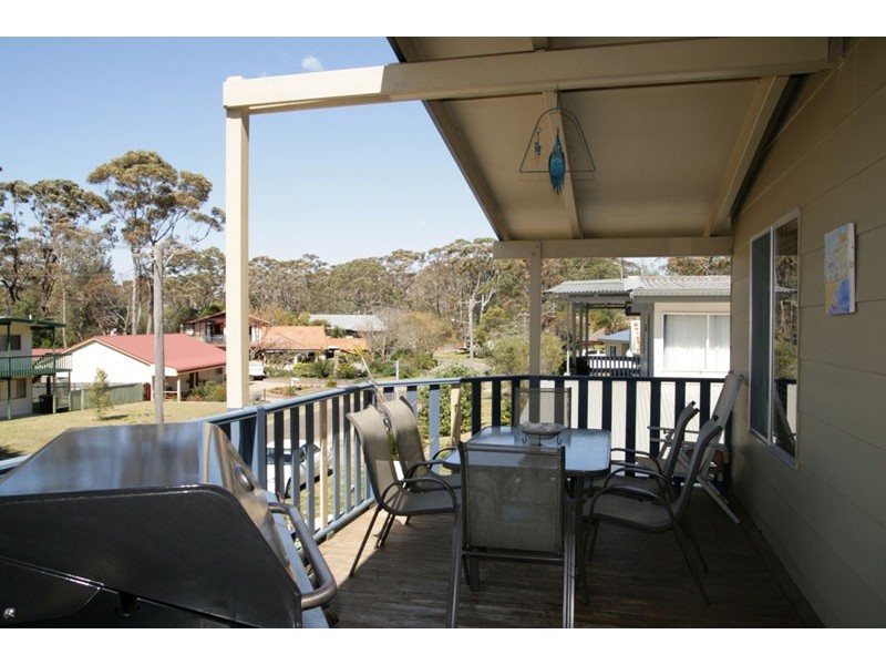 61 Bangalow St, Narrawallee NSW 2539