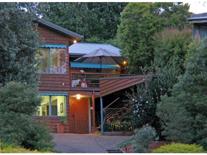 51 Tallwood Ave, Mollymook NSW 2539