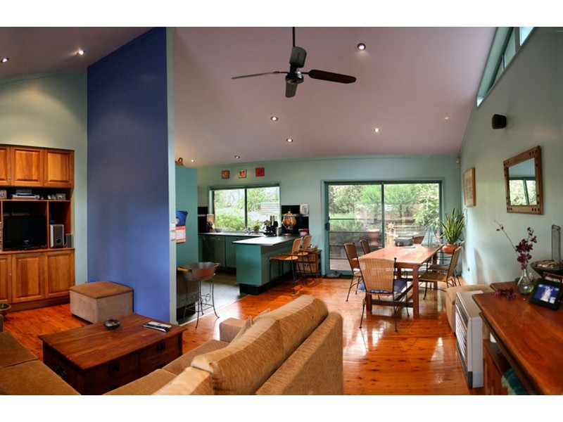 51 Tallwood Ave, Mollymook NSW 2539