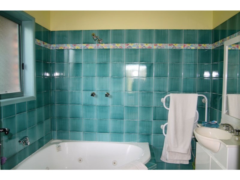 51 Tallwood Ave, Mollymook NSW 2539