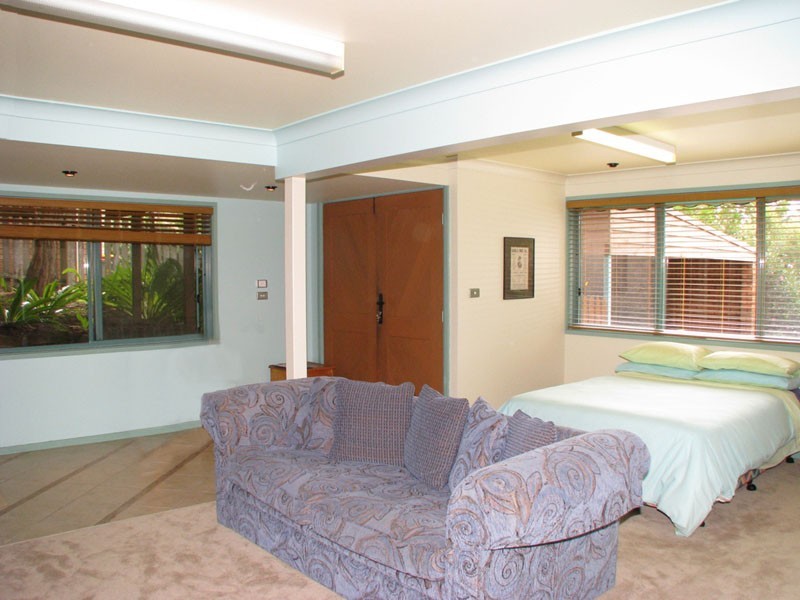 51 Tallwood Ave, Mollymook NSW 2539