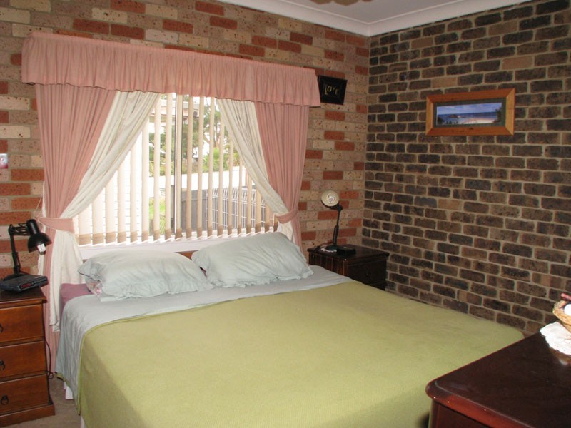 27 Princess Hwy, Ulladulla NSW 2539