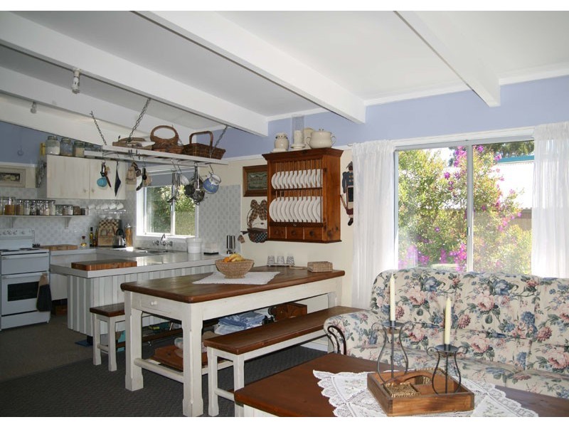 121 Matron Porter Dr, Narrawallee NSW 2539