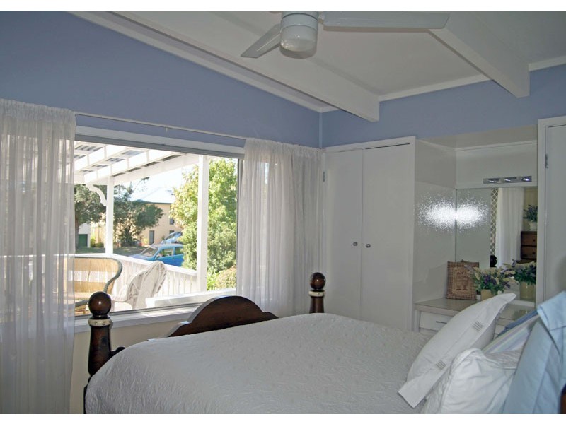 121 Matron Porter Dr, Narrawallee NSW 2539