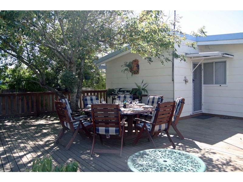 121 Matron Porter Dr, Narrawallee NSW 2539