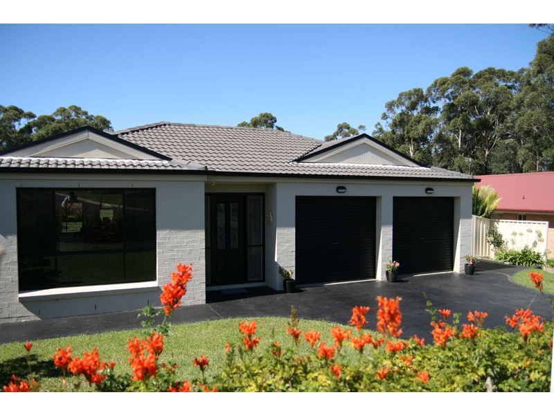 12 Royal Mantle Dr, Ulladulla NSW 2539