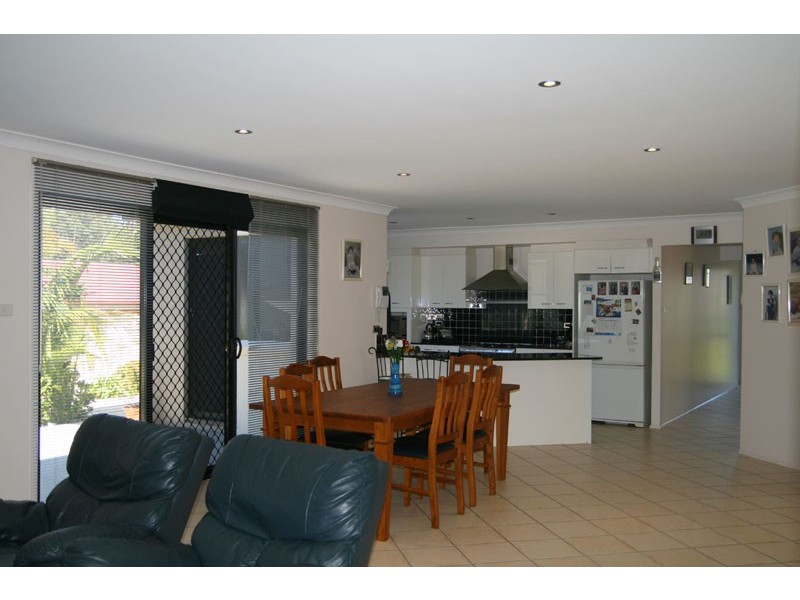 12 Royal Mantle Dr, Ulladulla NSW 2539