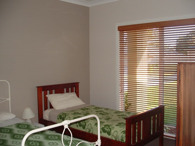 58 Royal Mantle Dr, Ulladulla NSW 2539