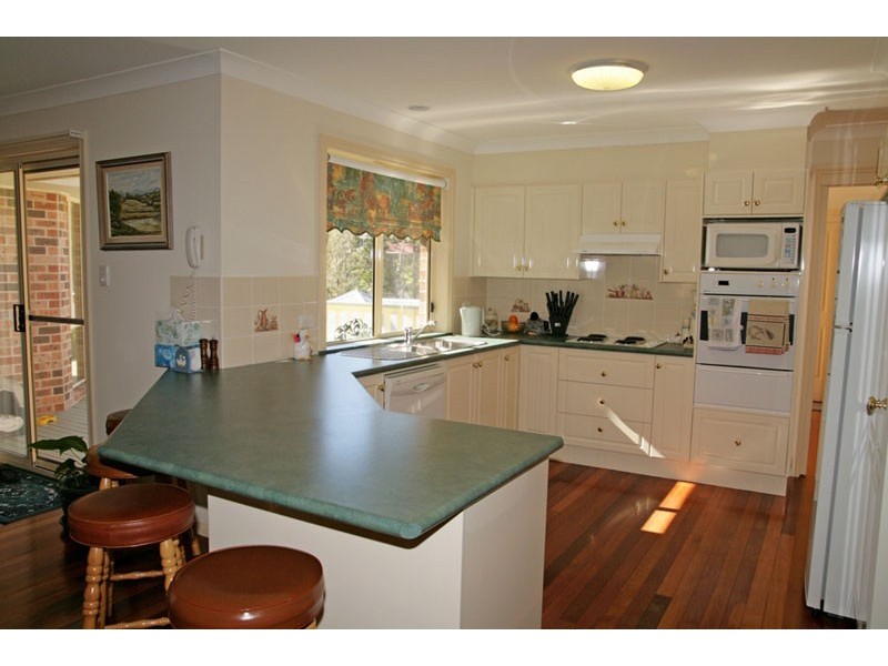 18 Woodalla Way, Narrawallee NSW 2539