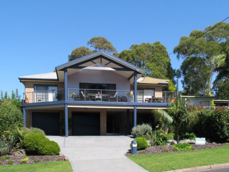 71 Tallwood Ave, Mollymook NSW 2539