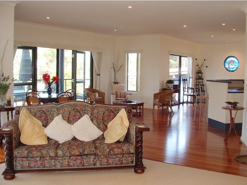 71 Tallwood Ave, Mollymook NSW 2539