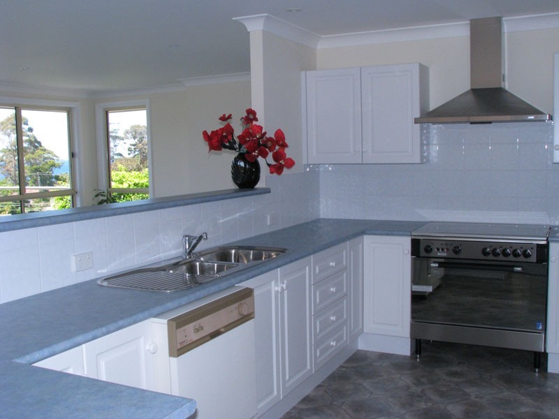 58 Seaview St, Mollymook NSW 2539
