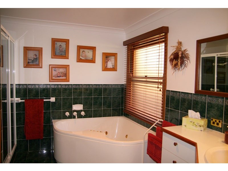 34 Harold St, Kings Point NSW 2447