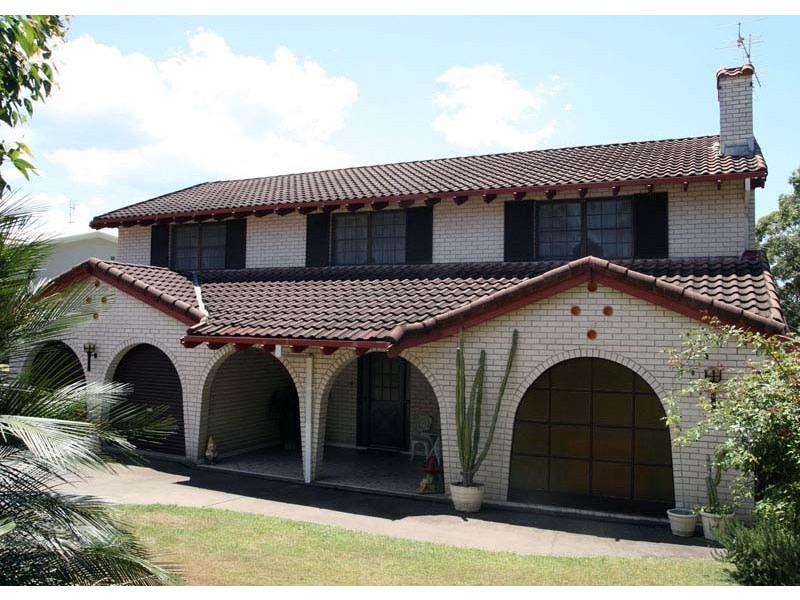 8 Manning Ave, Narrawallee NSW 2539