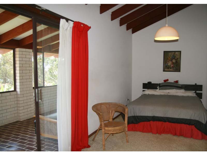 1 Rennies Beach Close, Ulladulla NSW 2539