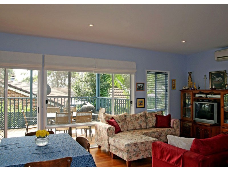 1 Anker Ave, Mollymook NSW 2539