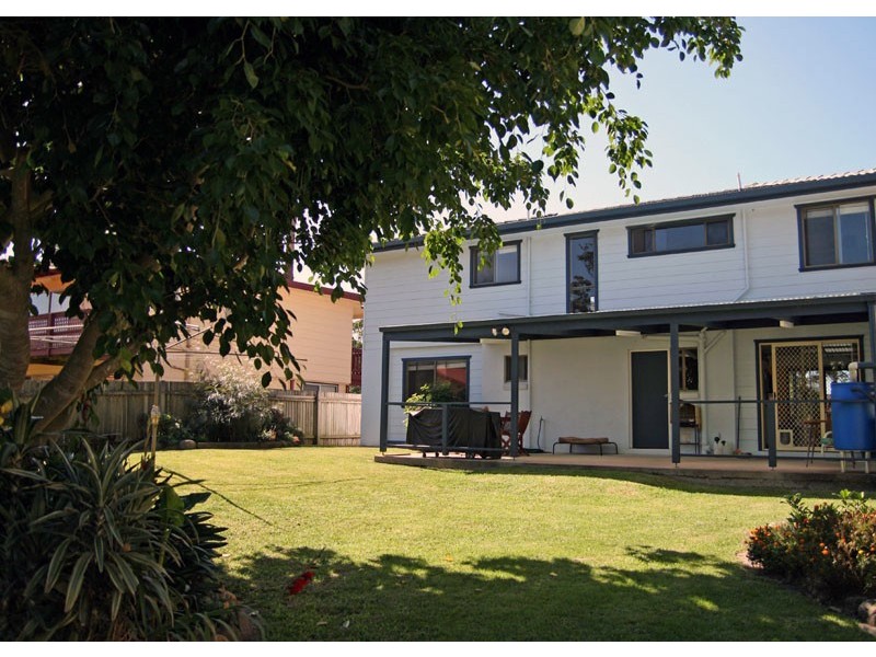 19 Bangalow Street, Narrawallee NSW 2539