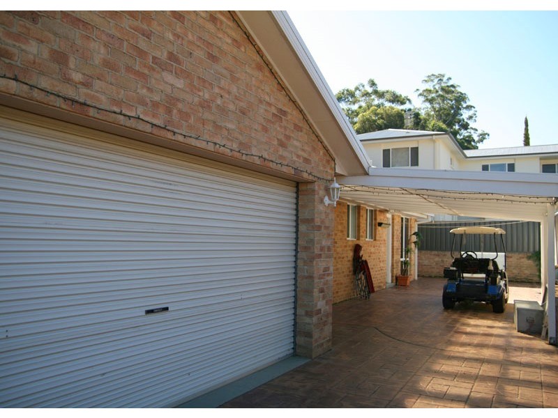 1/23 Augusta Pl, Mollymook NSW 2539